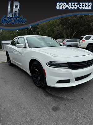 Picture of a 2015 Dodge Charger SE