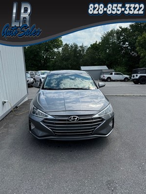 Picture of a 2019 Hyundai Elantra SE 6AT