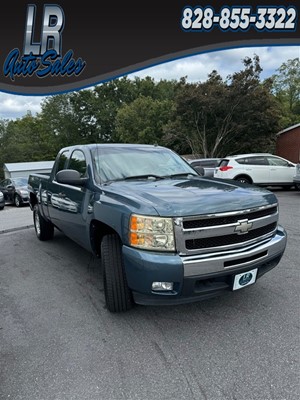 2011 Chevrolet Silverado 1500 LT Ext. Cab 4WD for sale by dealer