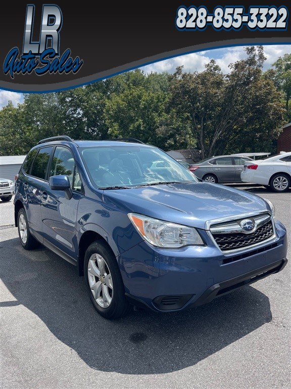 Subaru Forester 2.5i Premium in Hickory