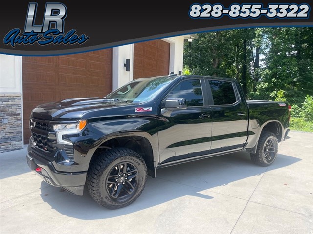 Chevrolet Silverado 1500 Trail Boss LT Crew Cab 4WD in Hickory