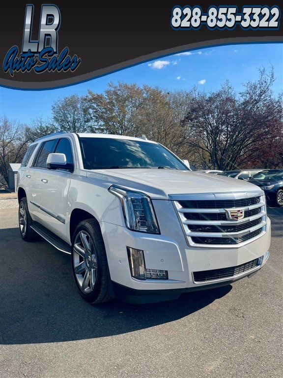 Cadillac Escalade Luxury 4WD in Hickory