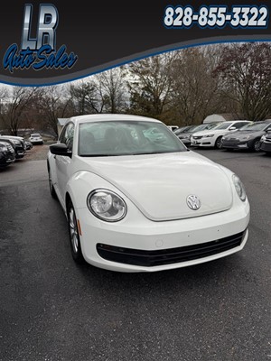 Picture of a 2015 Volkswagen Beetle 1.8T Classic