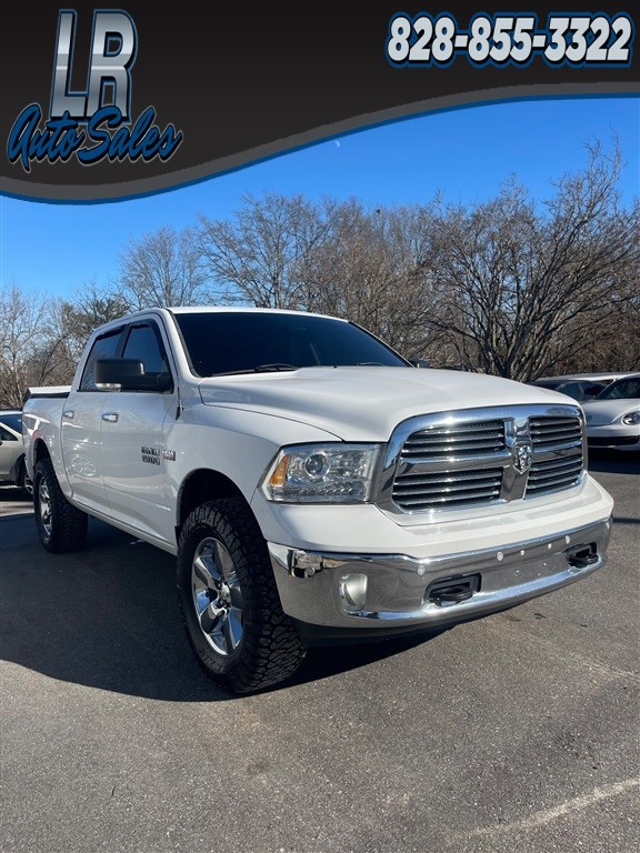 RAM 1500 Big Horn Crew Cab SWB 4WD in Hickory