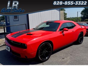 2017 Dodge Challenger SXT for sale by dealer