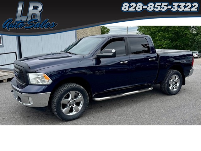 RAM 1500 SLT Crew Cab SWB 4WD in Hickory