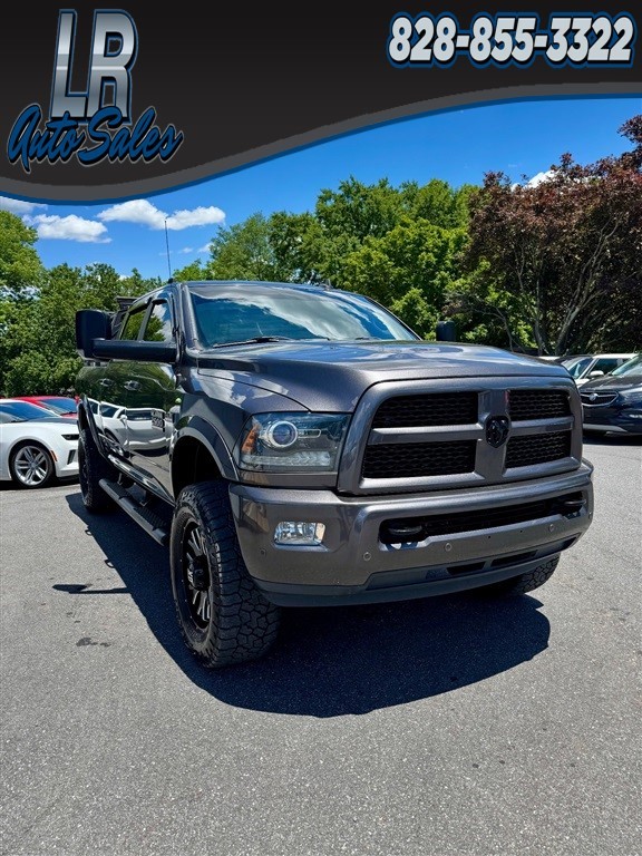 RAM 2500 Laramie Crew Cab SWB 4WD in Hickory