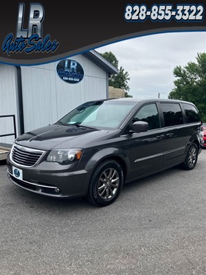 Picture of a 2016 Chrysler Town & Country S