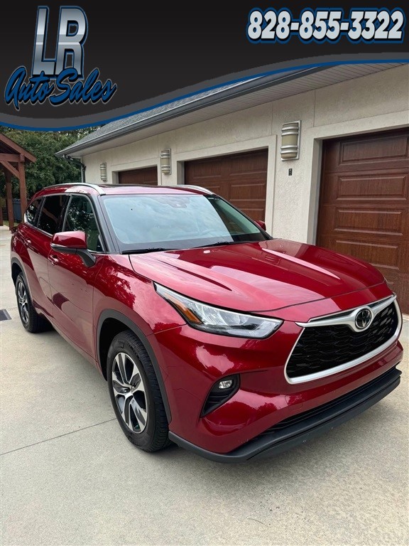 Toyota Highlander XLE FWD V6 in Hickory