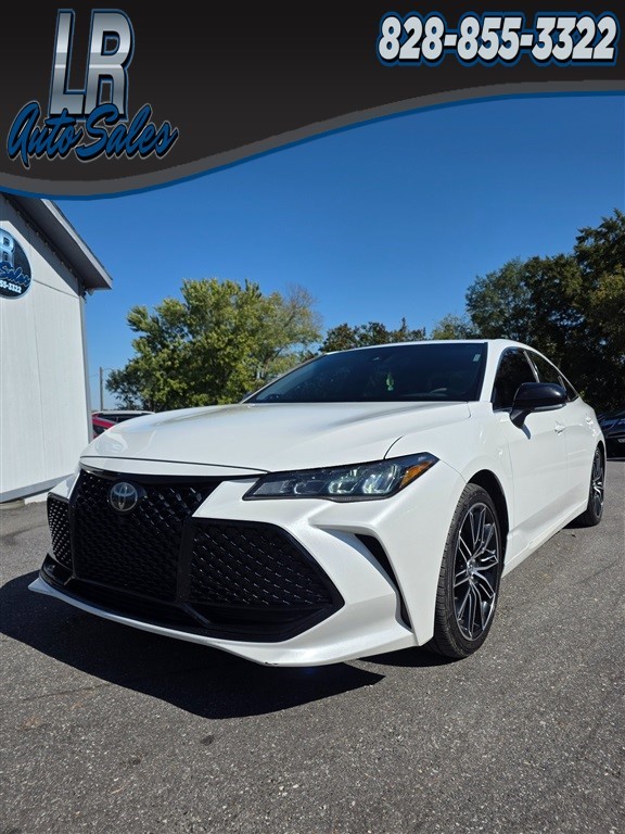 Toyota Avalon XSE in Hickory