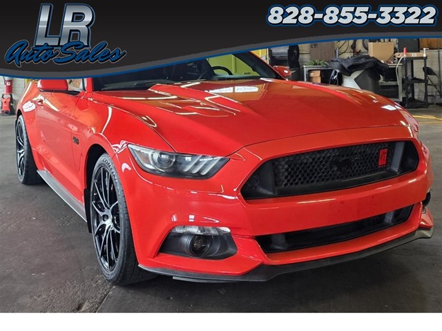 Ford Mustang GT Coupe in Hickory