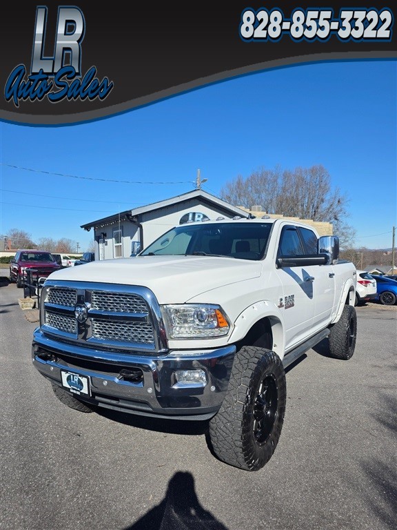 RAM 3500 Laramie Crew Cab SWB 4WD in Hickory