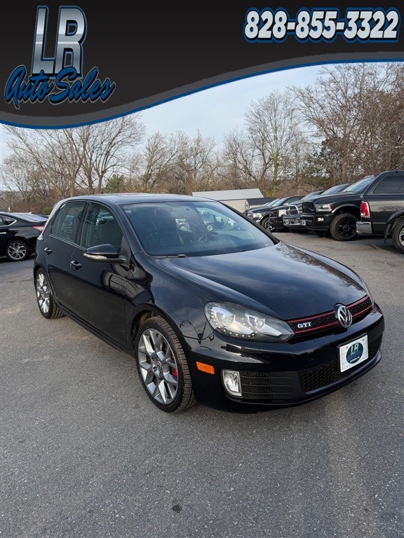 Volkswagen GTI 4-door in Hickory