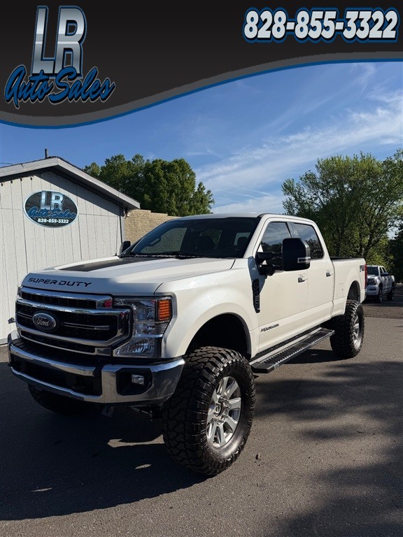 Ford F-250 SD Lariat Crew Cab 4WD in Hickory