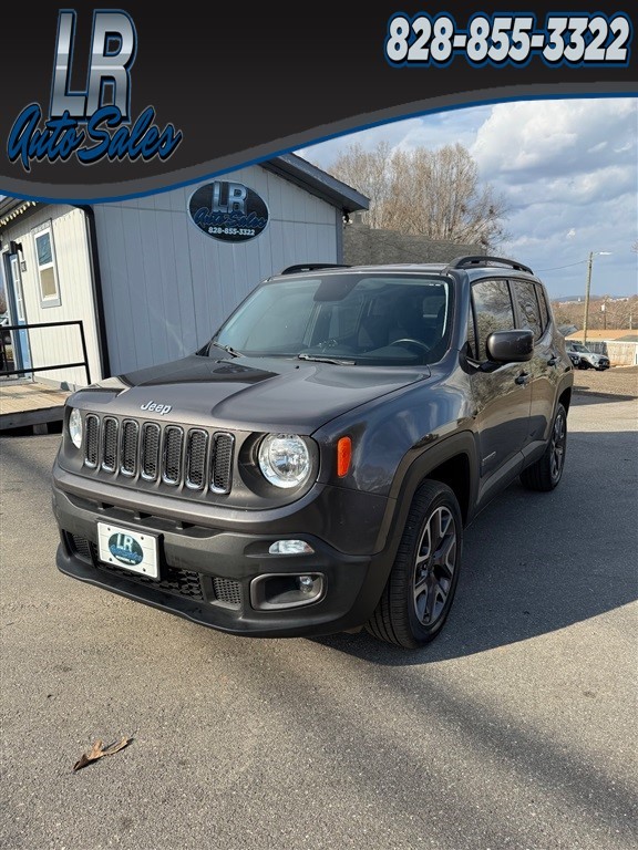 Jeep Renegade Latitude 4WD in Hickory