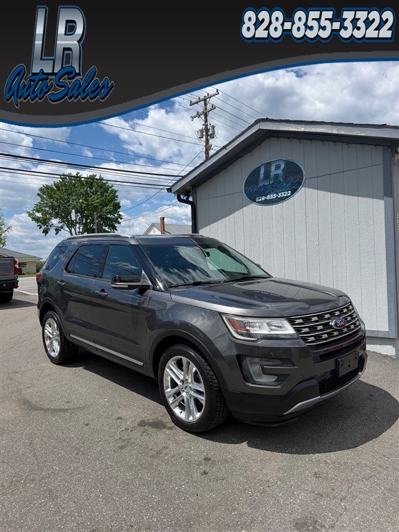 Ford Explorer XLT 4WD in Hickory