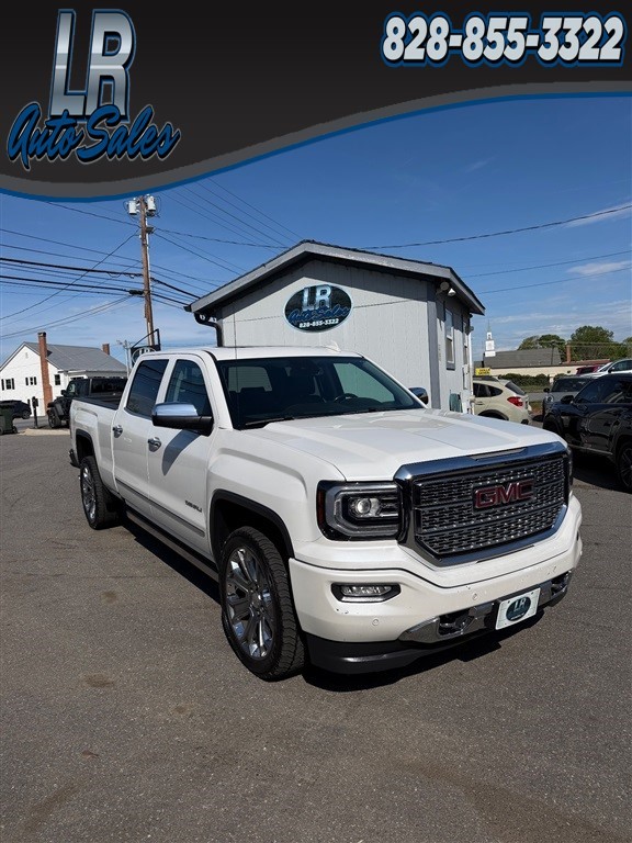 GMC Sierra 1500 Denali Crew Cab Short Box 4WD in Hickory