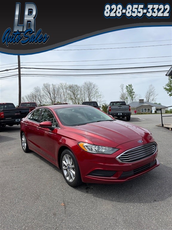 Ford Fusion SE in Hickory