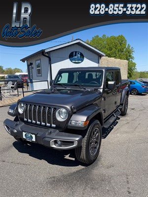 Picture of a 2023 Jeep Gladiator Overland