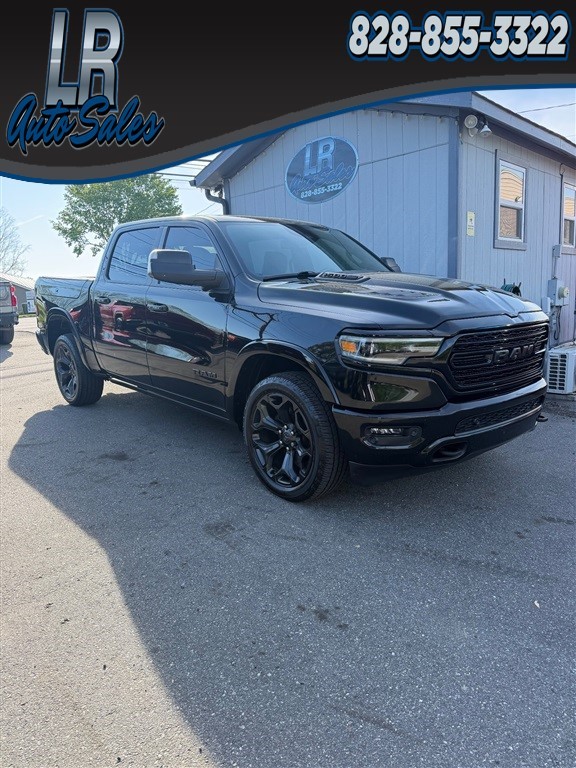 RAM 1500 Limited Crew Cab SWB 4WD in Hickory