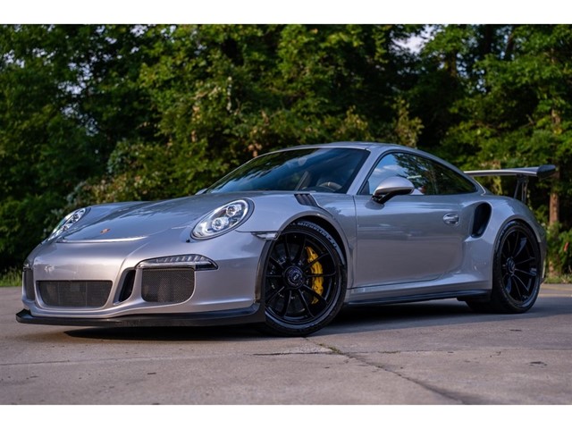 Picture of a 2016 Porsche 911 GT3 RS