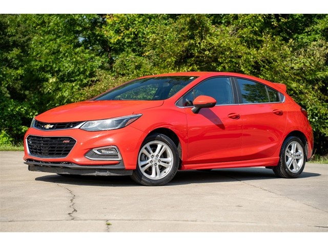 Chevrolet Cruze LT Auto Hatchback in Fuquay-Varina