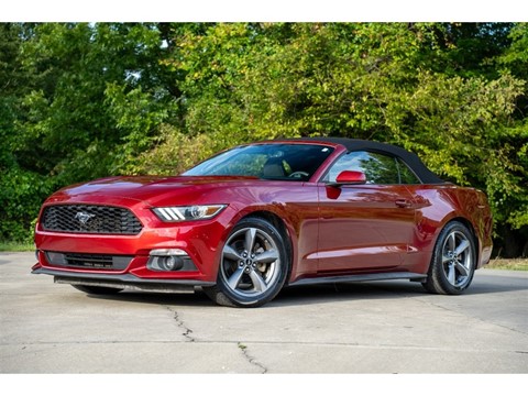 2016 Ford Mustang V6 Convertible