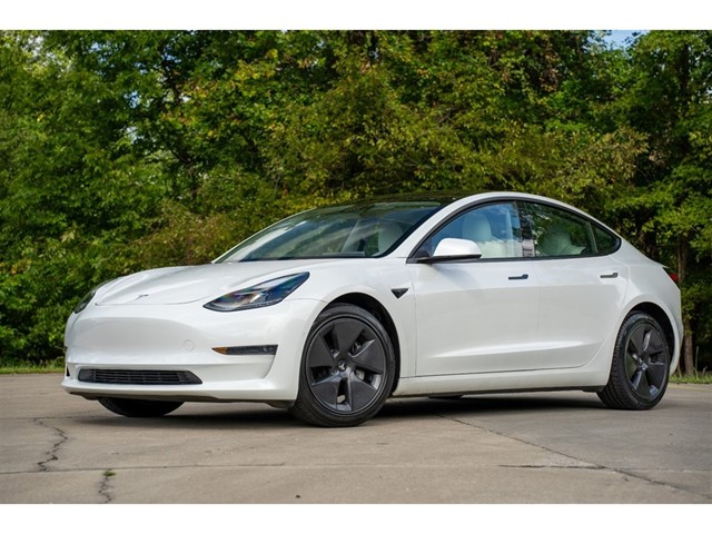 Tesla Model 3 Standard Range Plus in Fuquay-Varina