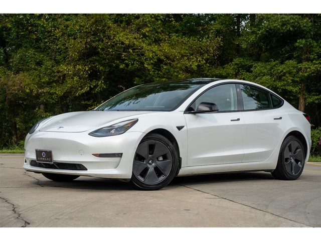 Tesla Model 3 Long Range in Fuquay-Varina