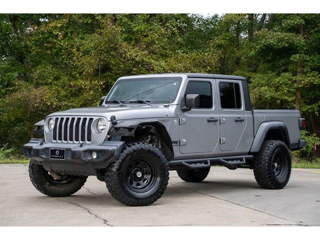 Jeep Gladiator Sport S Edition in Fuquay-Varina