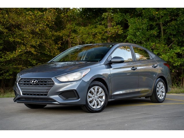 Hyundai Accent SE in Fuquay-Varina