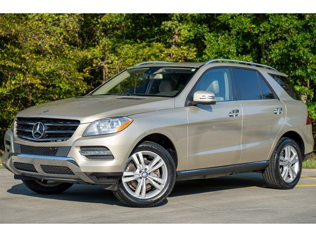 Mercedes-Benz M-Class ML350 4MATIC in Fuquay-Varina