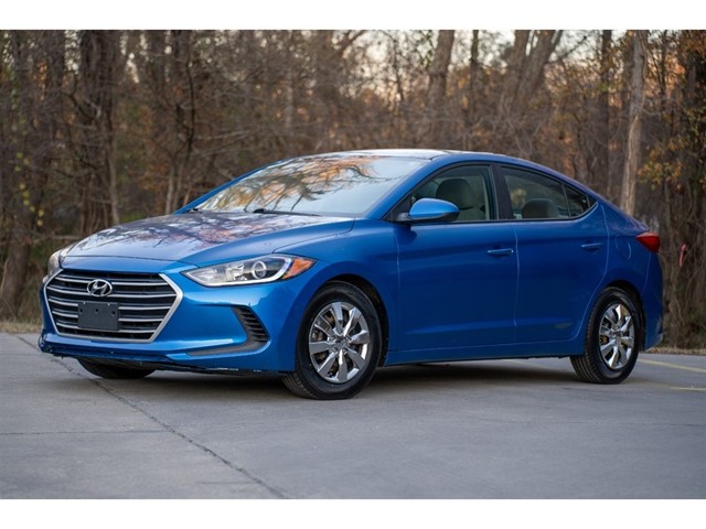 Hyundai Elantra SE in Fuquay-Varina