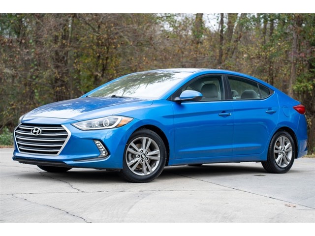 Hyundai Elantra SE in Fuquay-Varina