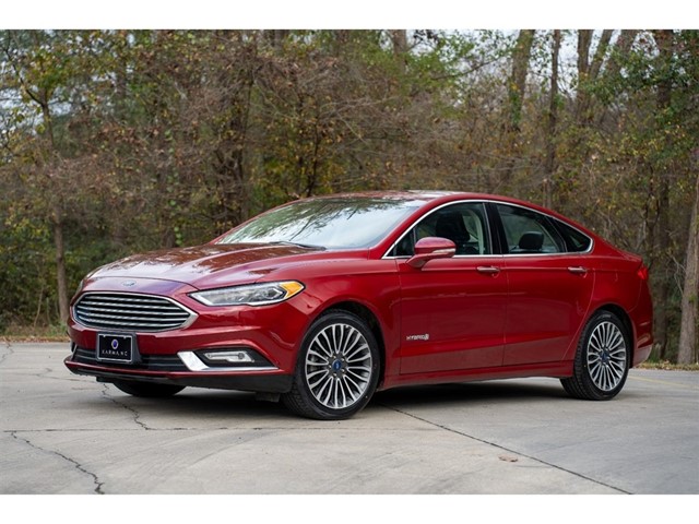 Ford Fusion Hybrid SE in Fuquay-Varina