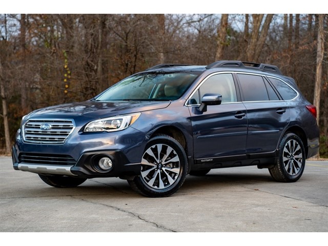 Subaru Outback 2.5i Limited in Fuquay-Varina