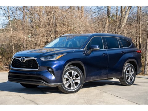 2021 Toyota Highlander XLE V6