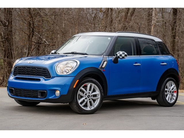 MINI COOPER COUNTRYMAN COOPER S in Fuquay-Varina