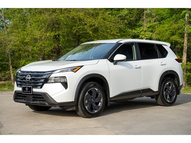 Nissan Rogue SV in Fuquay-Varina