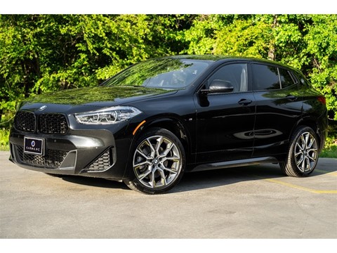 2023 BMW X2 xDrive28i GOLDPLAY EDITION