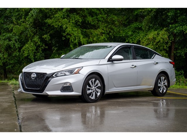 Nissan Altima 2.5 S in Fuquay-Varina