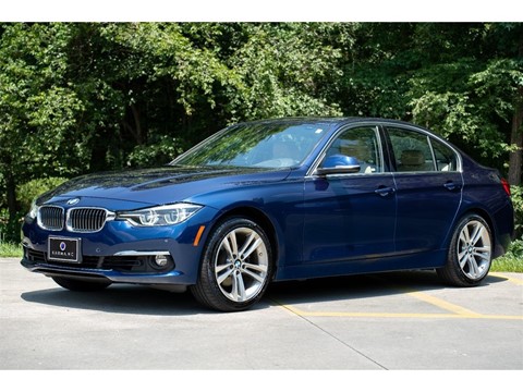 2018 BMW 3-Series 330i SULEV Sedan