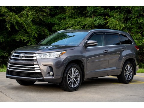 2017 Toyota Highlander XLE AWD V6
