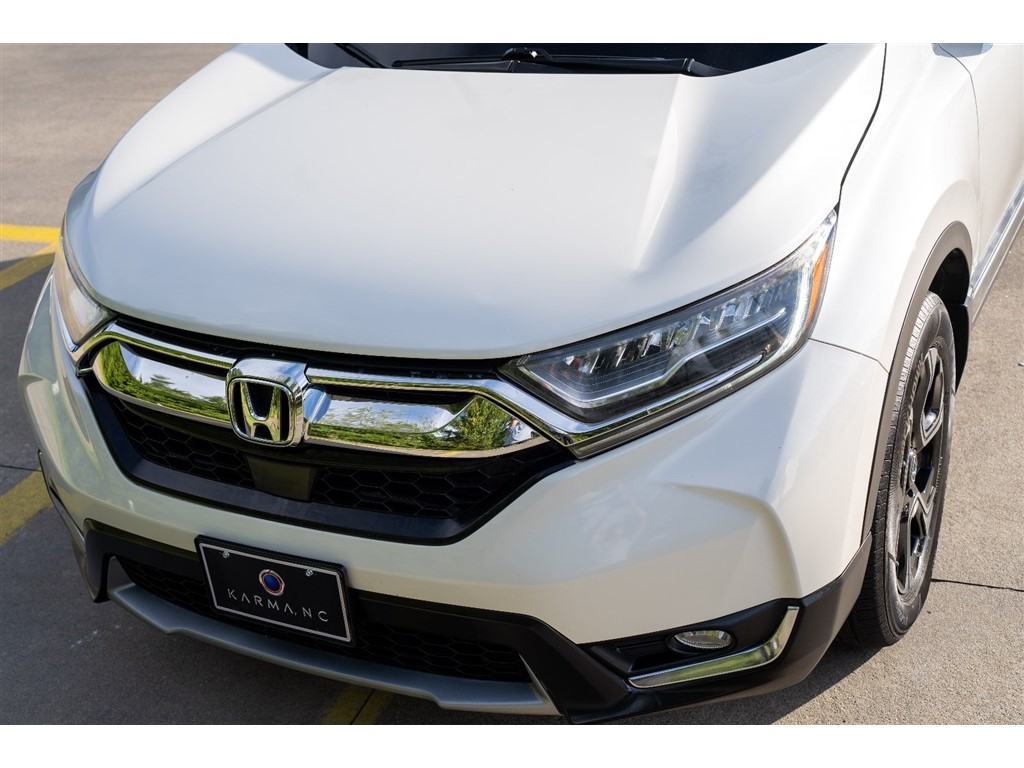 2018 Honda CR-V Touring photo 10