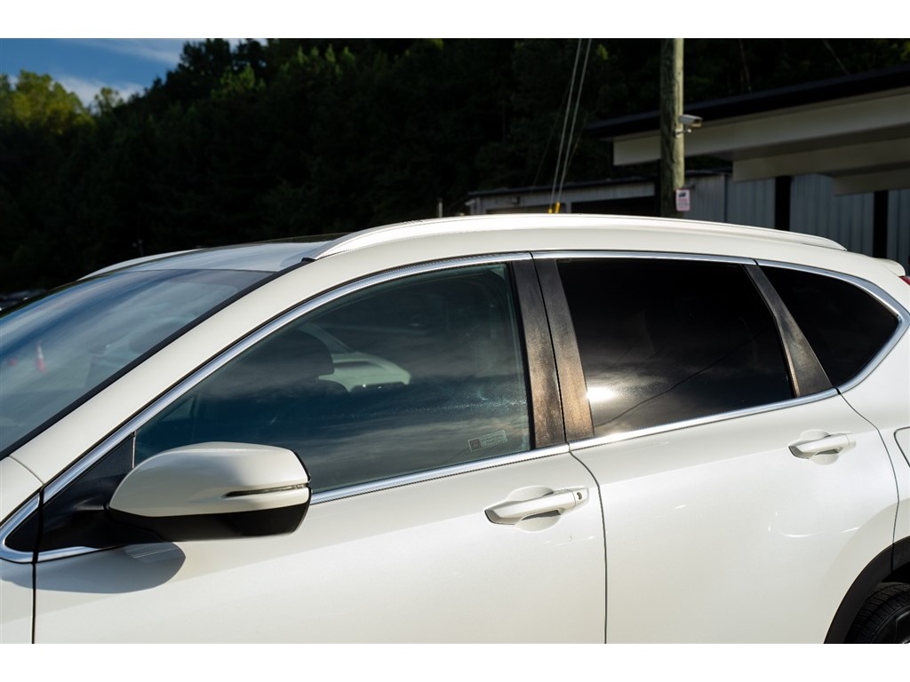 2018 Honda CR-V Touring photo 11