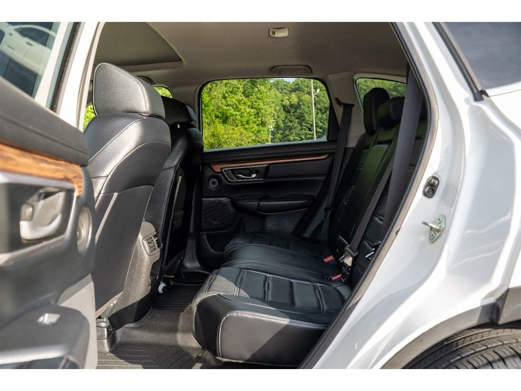 2018 Honda CR-V Touring photo 15