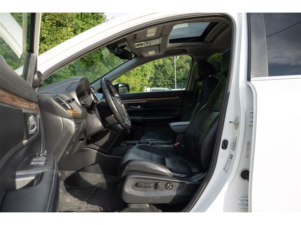 2018 Honda CR-V Touring photo 22