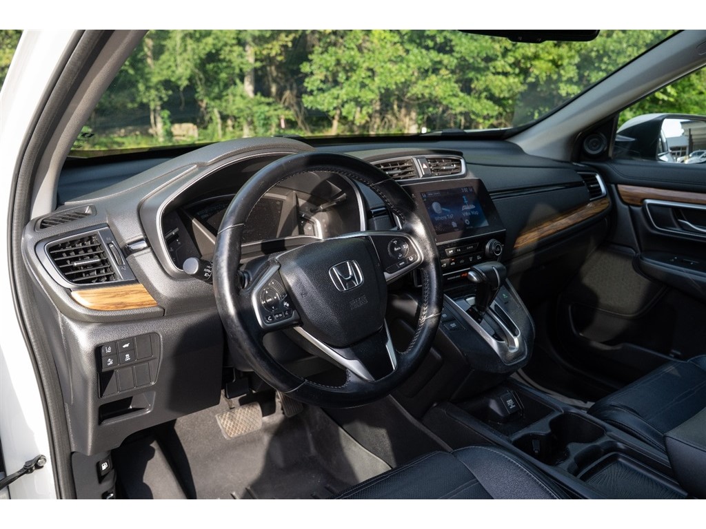 2018 Honda CR-V Touring photo 26