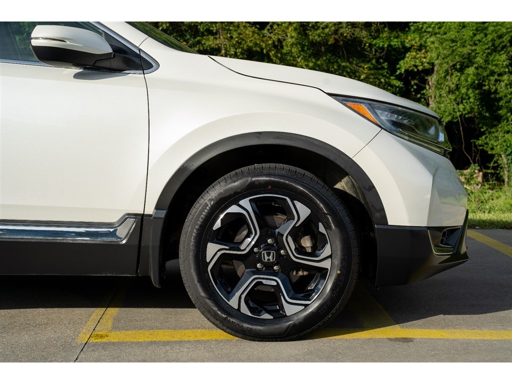 2018 Honda CR-V Touring photo 6