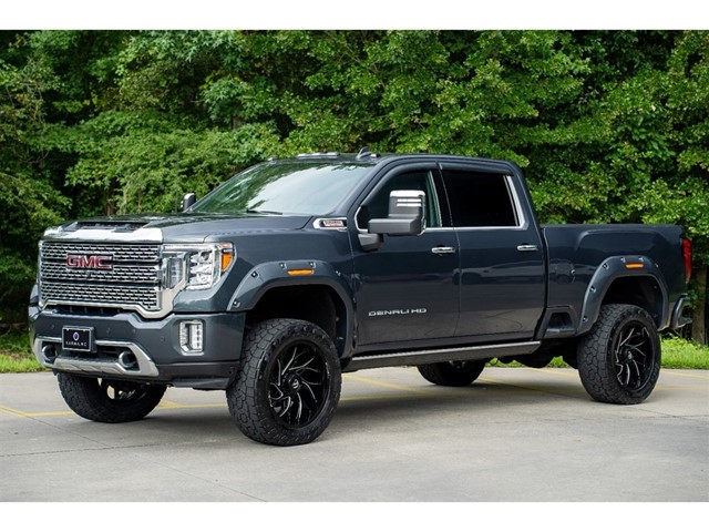 GMC Sierra 2500HD Denali 4WD in Fuquay-Varina